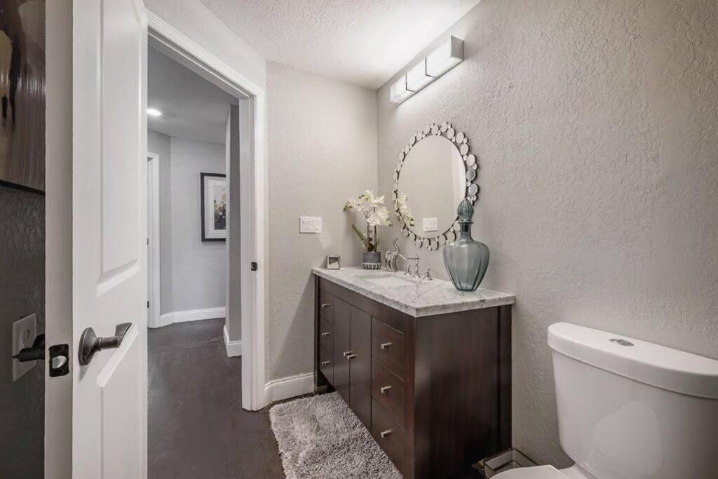 Apartamento Chic Pad In Center Of Seminole Heights-322 Tampa Exterior foto